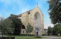 St. Thomas Aquinas Church in Lakewood